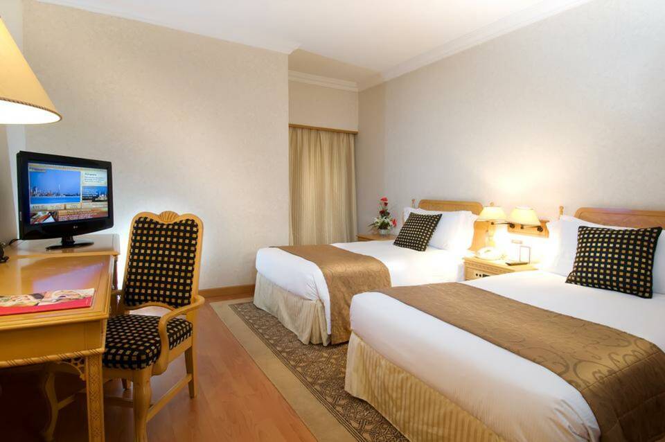 Millennium Plaza Downtown Hotel 4