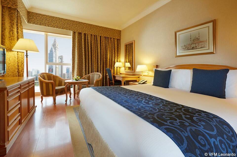 Millennium Plaza Downtown Hotel 5