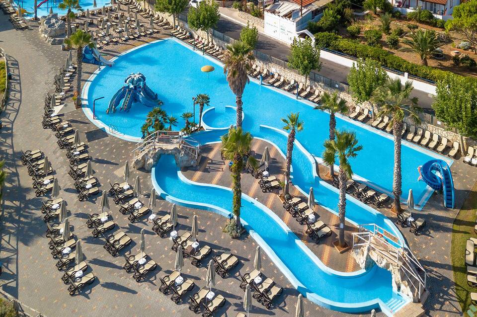 Star Beach Village & Waterpark 3