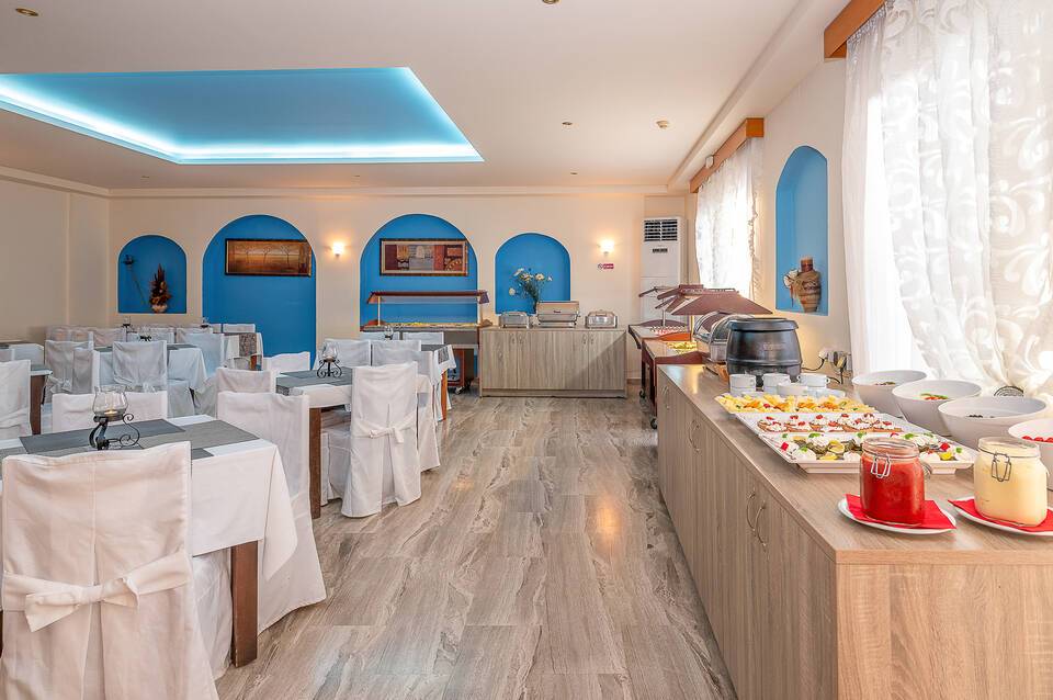 Anthoula Village Hotel 2