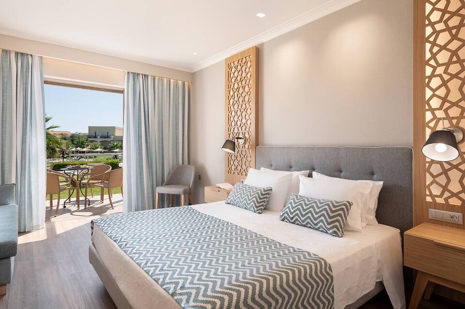 Pilot Beach Resort 4
