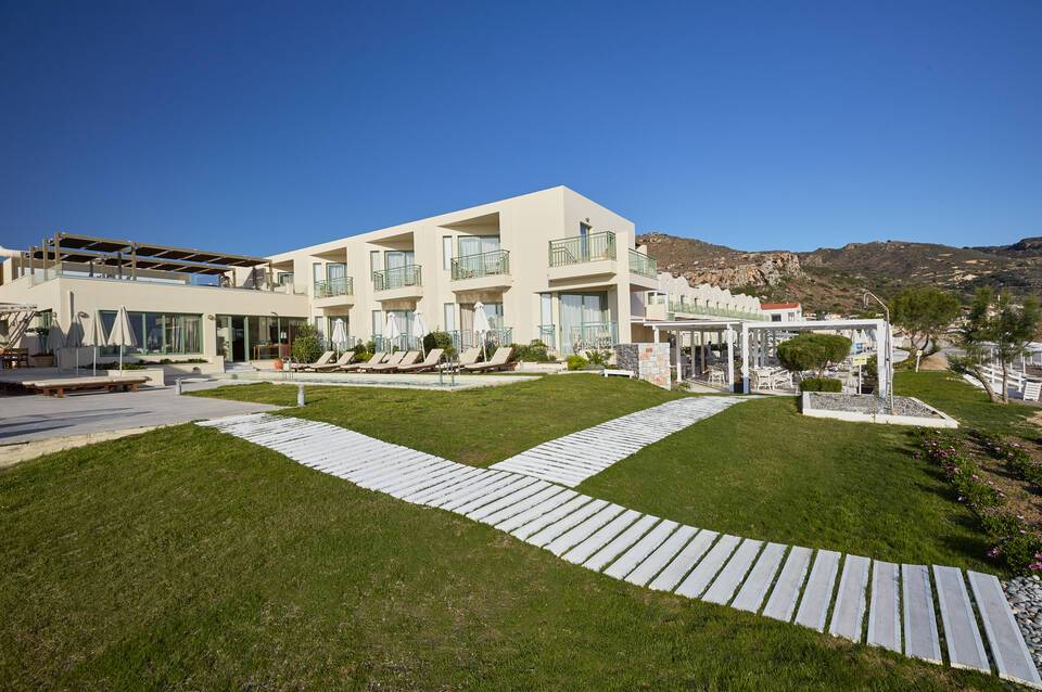 Giannoulis Grand Bay Beach Resort 1