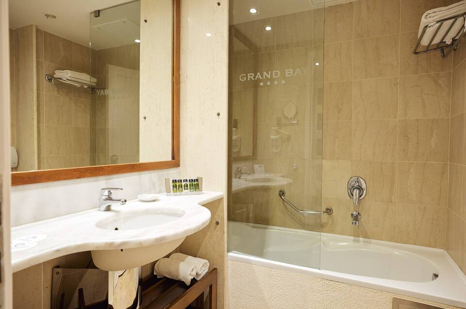 Giannoulis Grand Bay Beach Resort 3