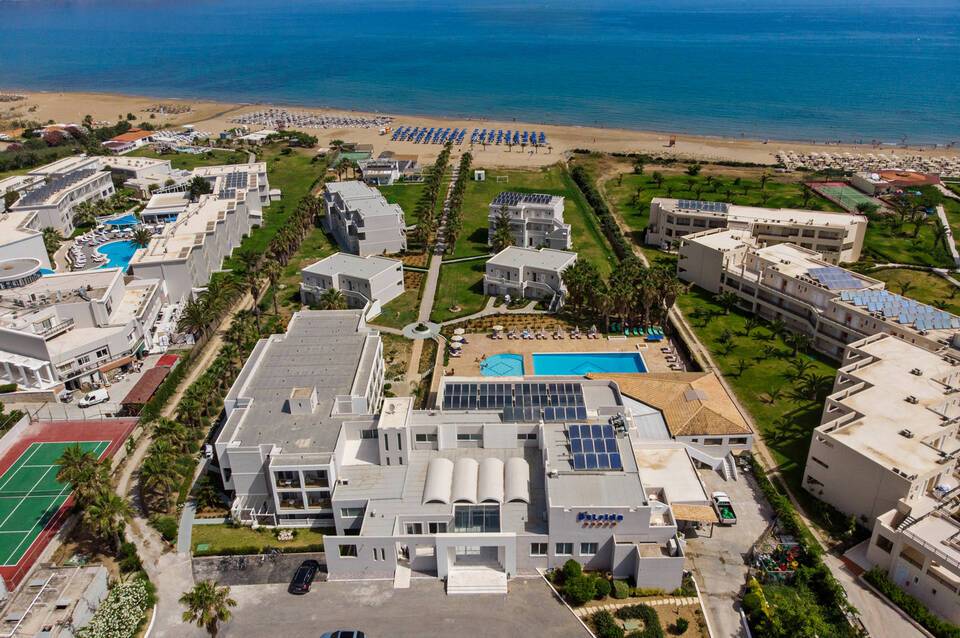 Delfina Tropic Beach 1