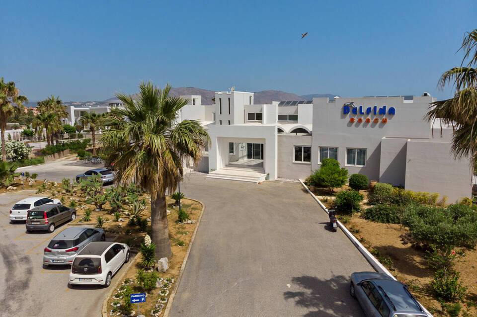 Delfina Tropic Beach 3