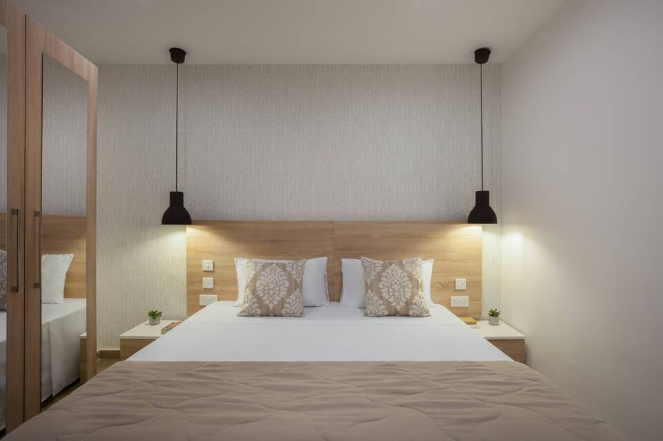 Plaza Regency Hotel 4