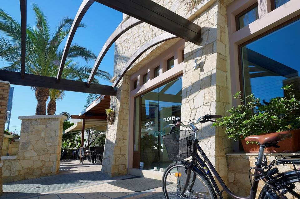 Elotis Suites 3