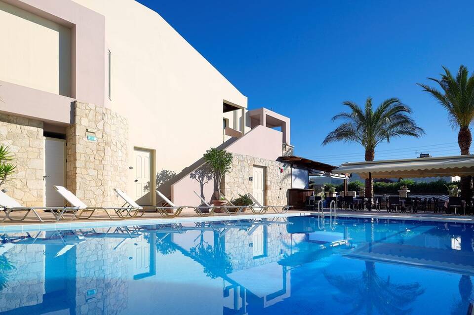 Elotis Suites 4
