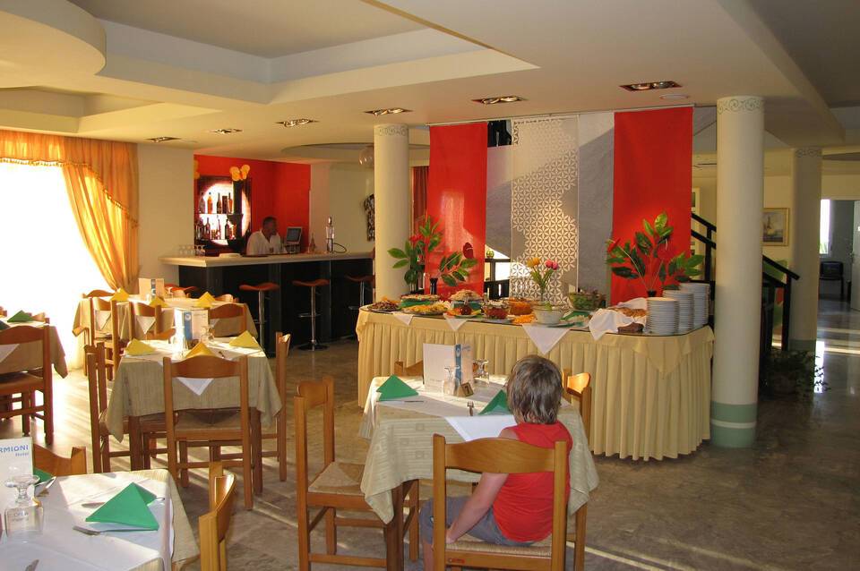 Ermioni Beach Hotel 4