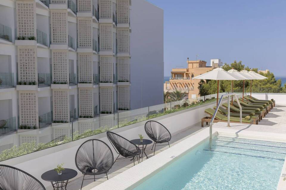 HM Ayron Park - Adults Only 5