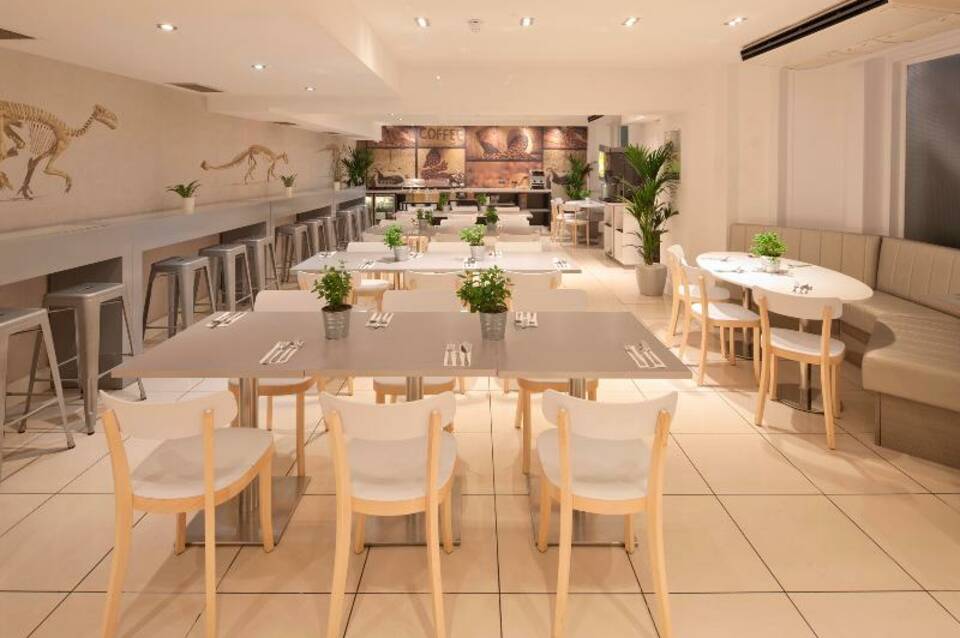 Heeton Concept Hotel - Kensington London 2
