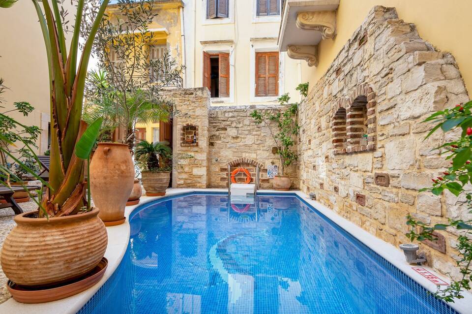 Palazzino di Corina 1