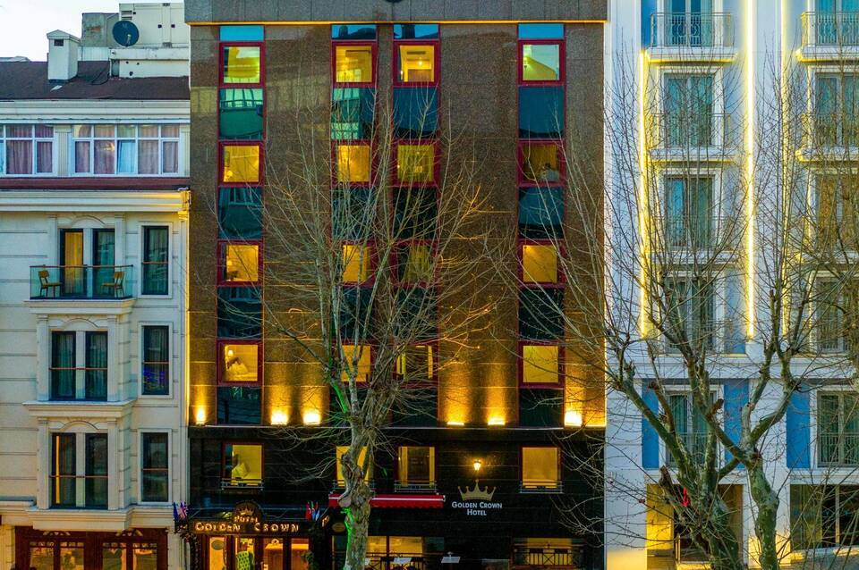 Golden Crown Hotel 1