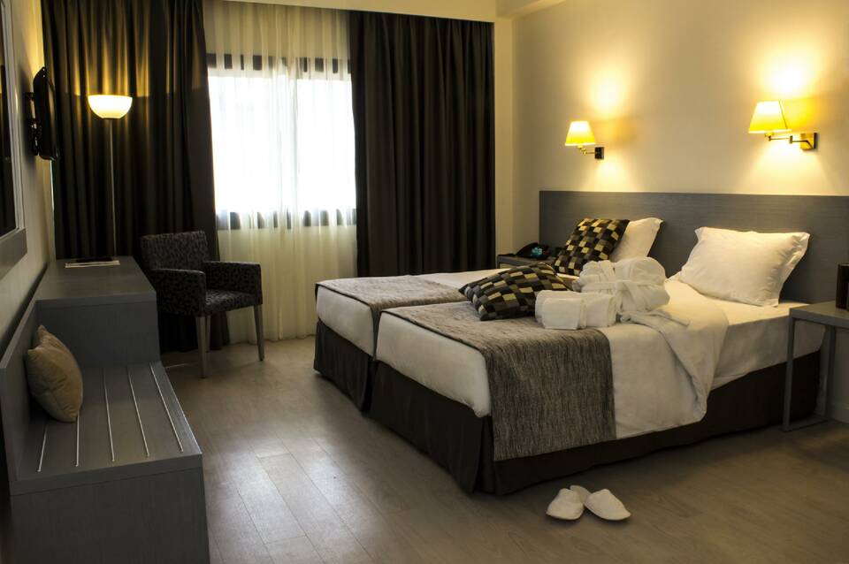 Hotel Black Tulip Porto 4