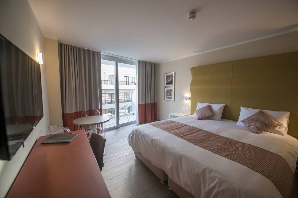 Seaview Hotel - Adults Only 16+ 2