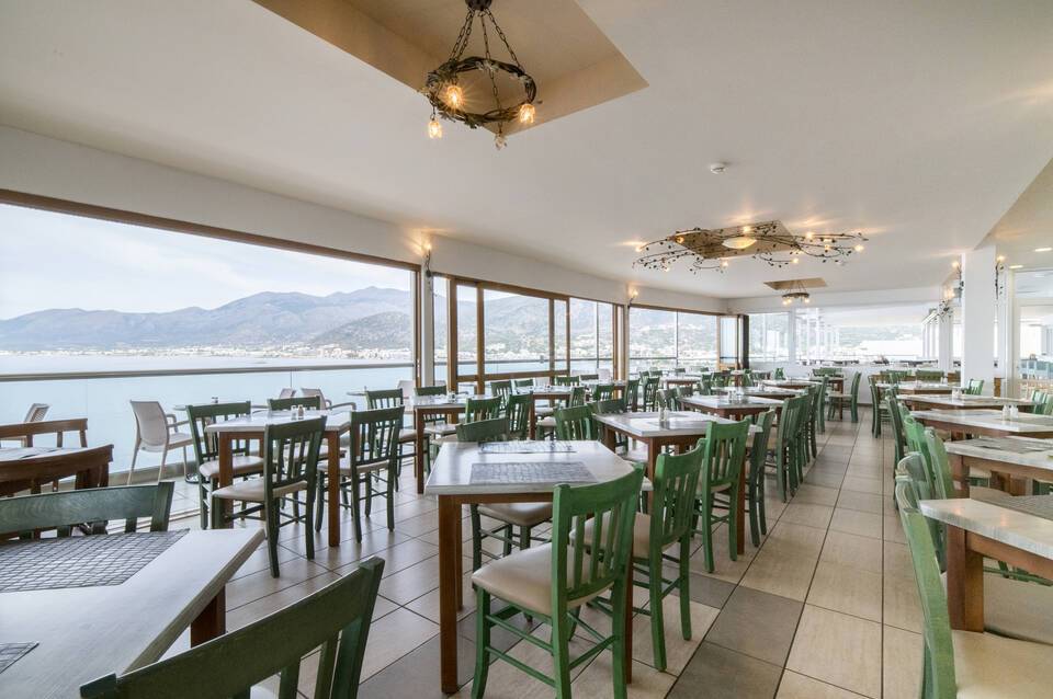 Horizon Beach Hotel 5