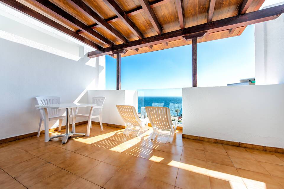 Apartamentos Albatros by Malibu 4
