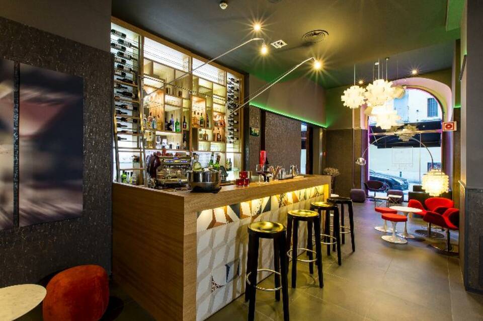 Leonardo Hotel Barcelona Las Ramblas 4