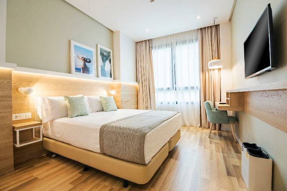 ZT The Golden Hotel Barcelona 1
