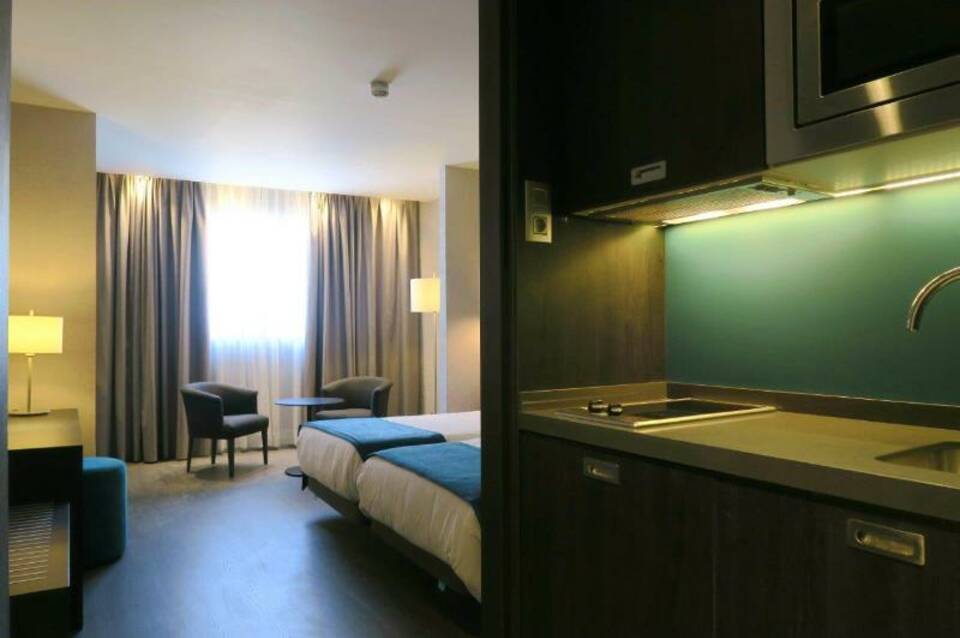 HG City Suites Barcelona 4