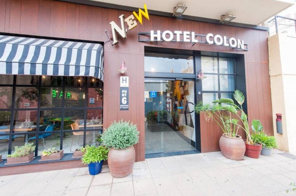 New Hotel Colón 1