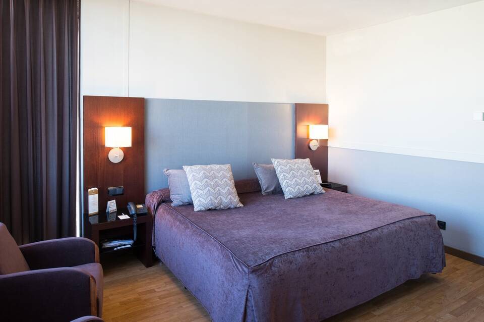Catalonia Gran Hotel Verdi 1