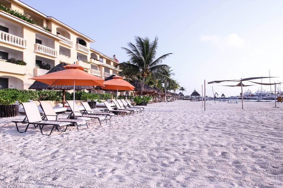 All Ritmo Cancún Resort & Waterpark 1