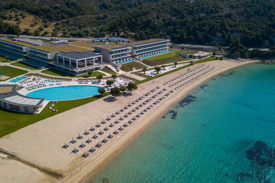 Ammoa Luxury Hotel & Spa Resort 4