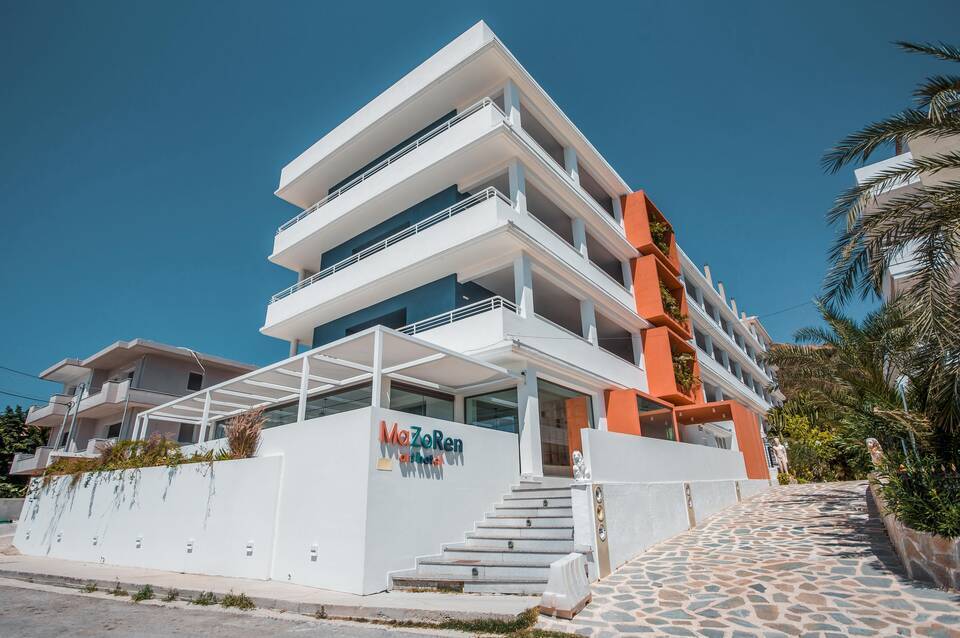 Mazoren Art Hotel 5