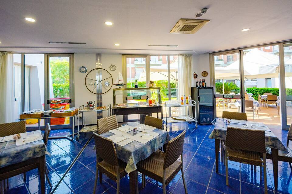 Astro Suite Hotel 1