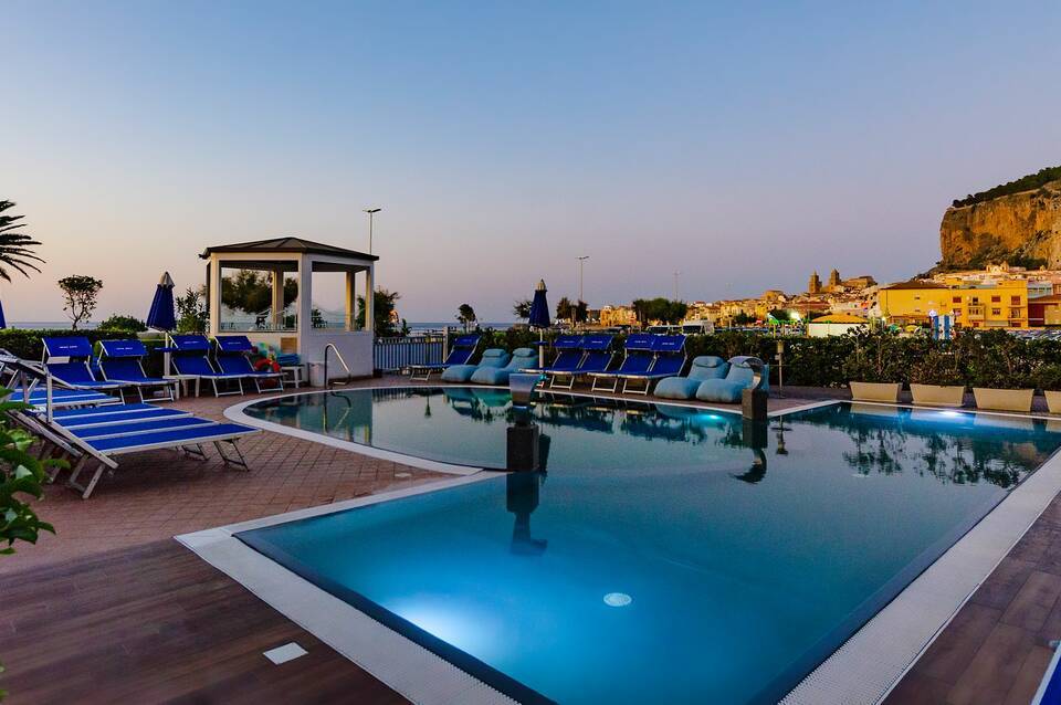Astro Suite Hotel 3