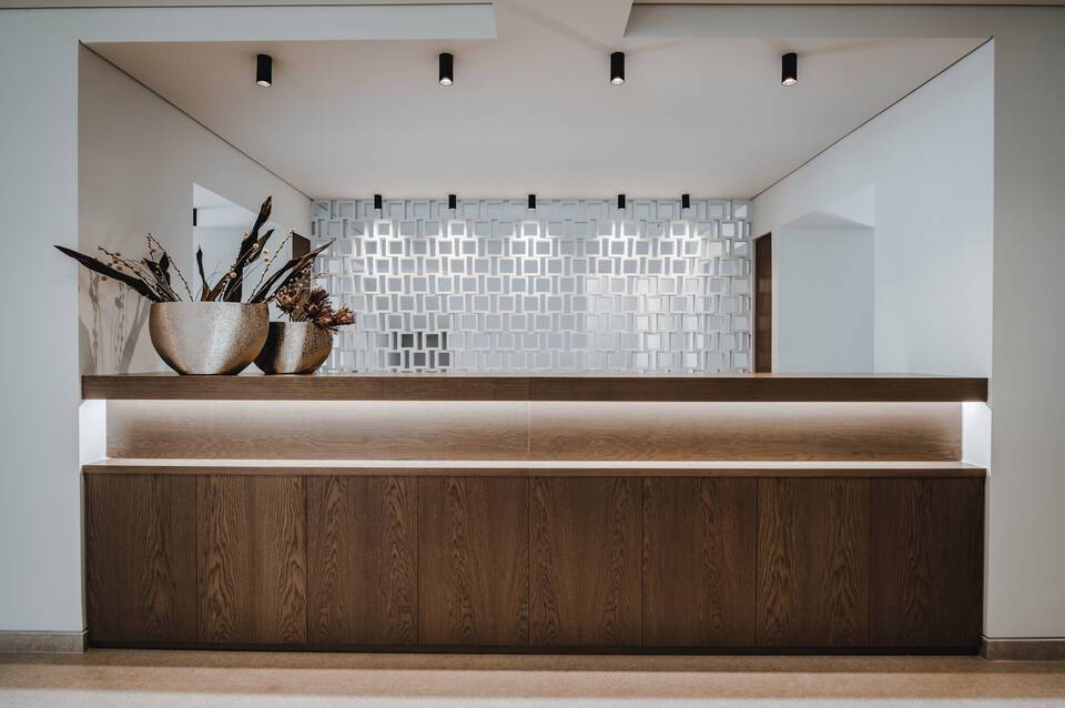 Planos Deluxe Hotel 1