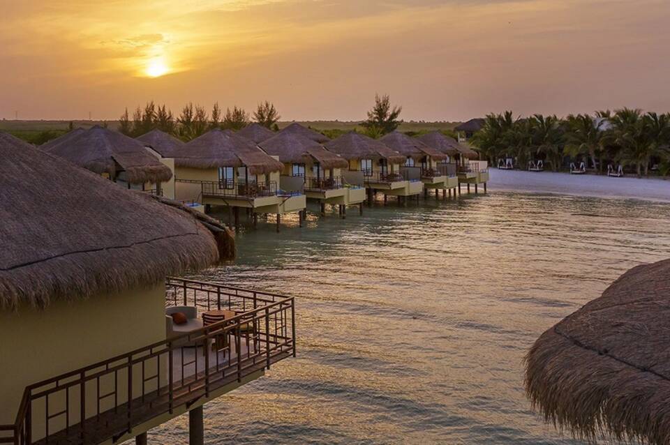 Palafitos Overwater Bungalows 5