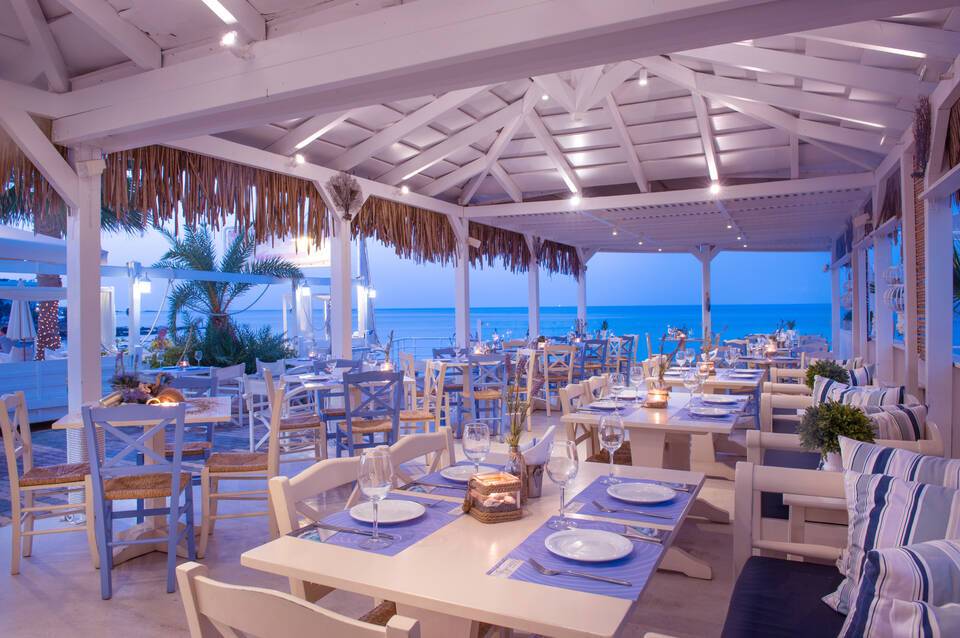 Mari Kristin Beach Hotel 2