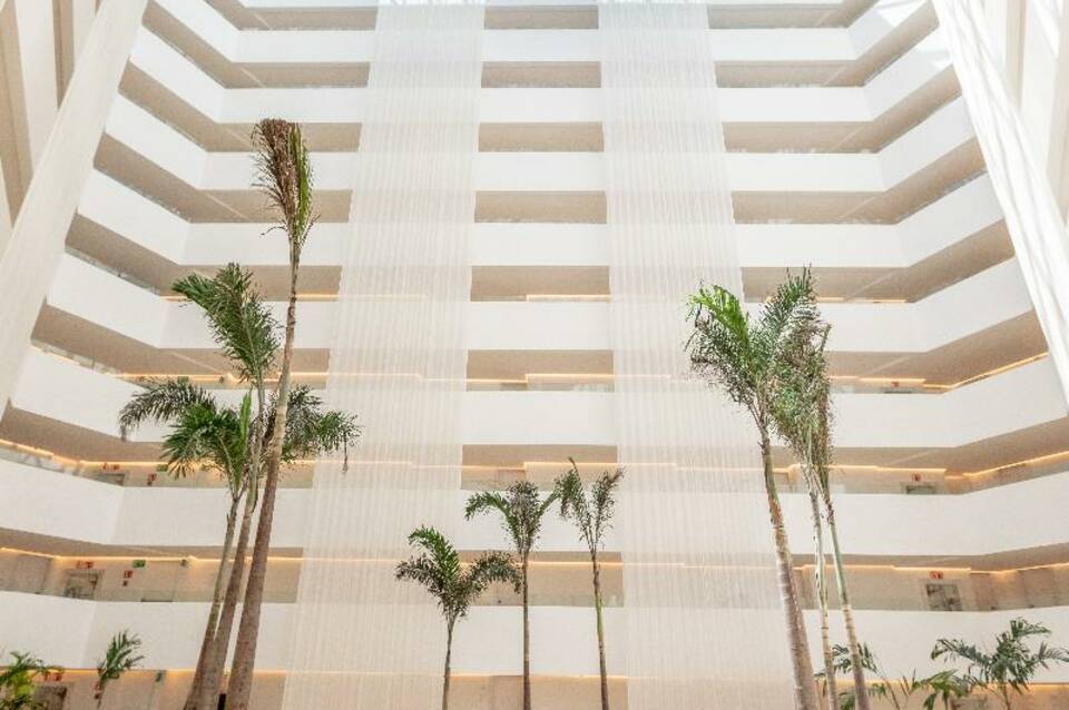 Le Blanc Spa Resort 2