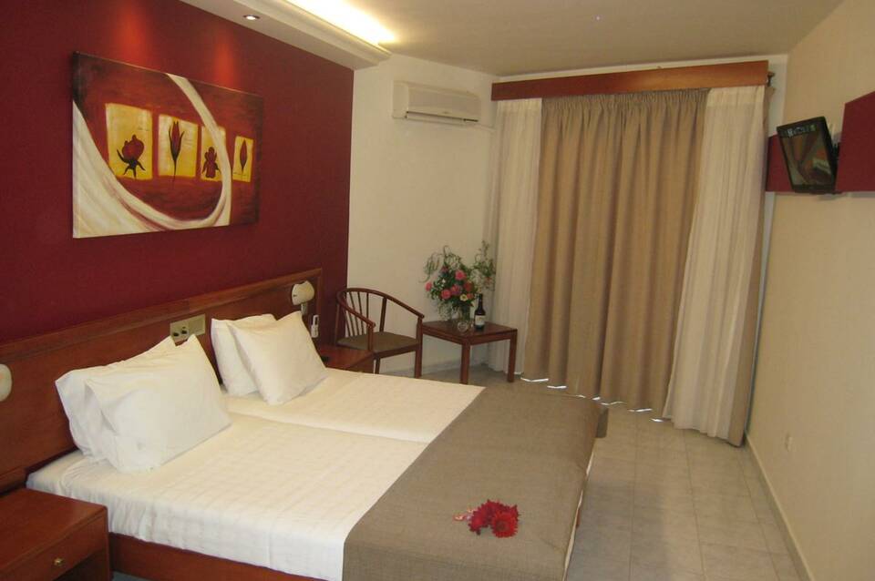 Miramare Bay 3