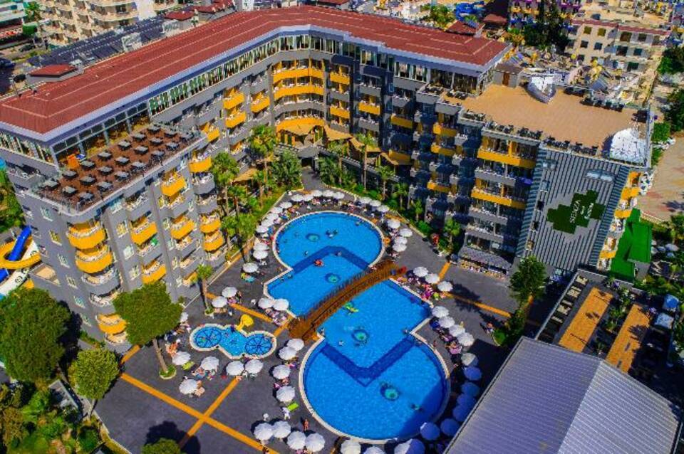 Senza Grand Santana Hotel 4