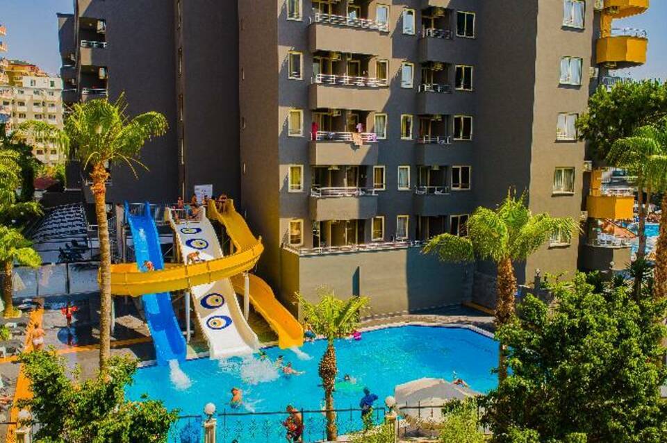 Senza Grand Santana Hotel 5