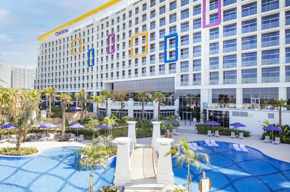 Centara Mirage Beach Resort Dubai 2