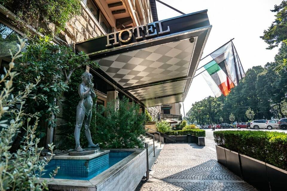Grand Hotel Mediterraneo 2