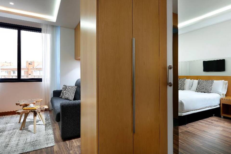 SB Icaria Barcelona 4