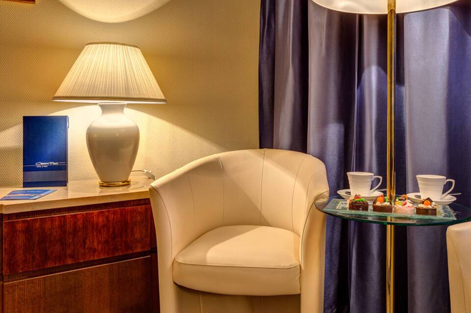 Booking Hotel & Spa 5