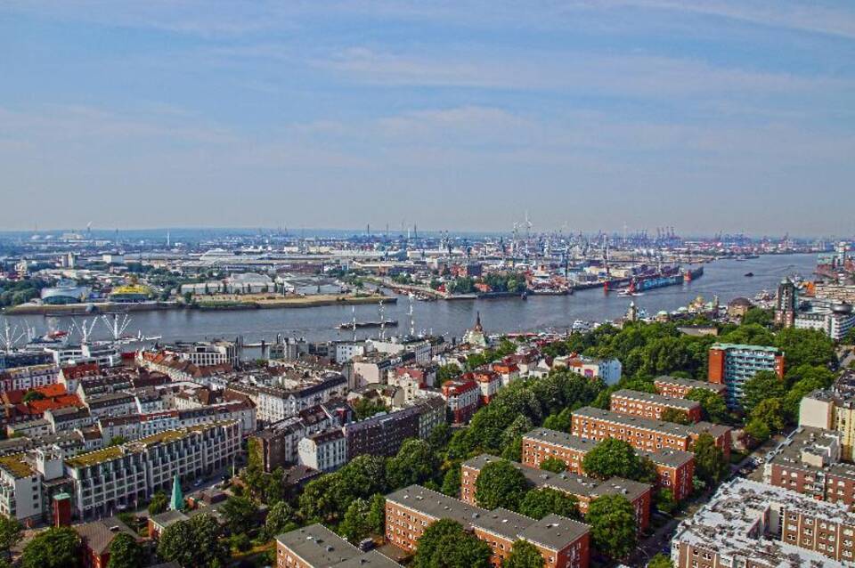 Premier Inn Hamburg City Alster Hotel 5
