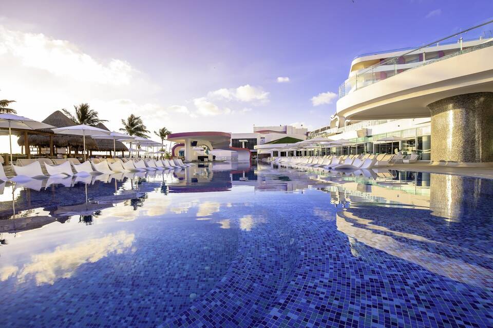 Temptation Cancun Resort 5