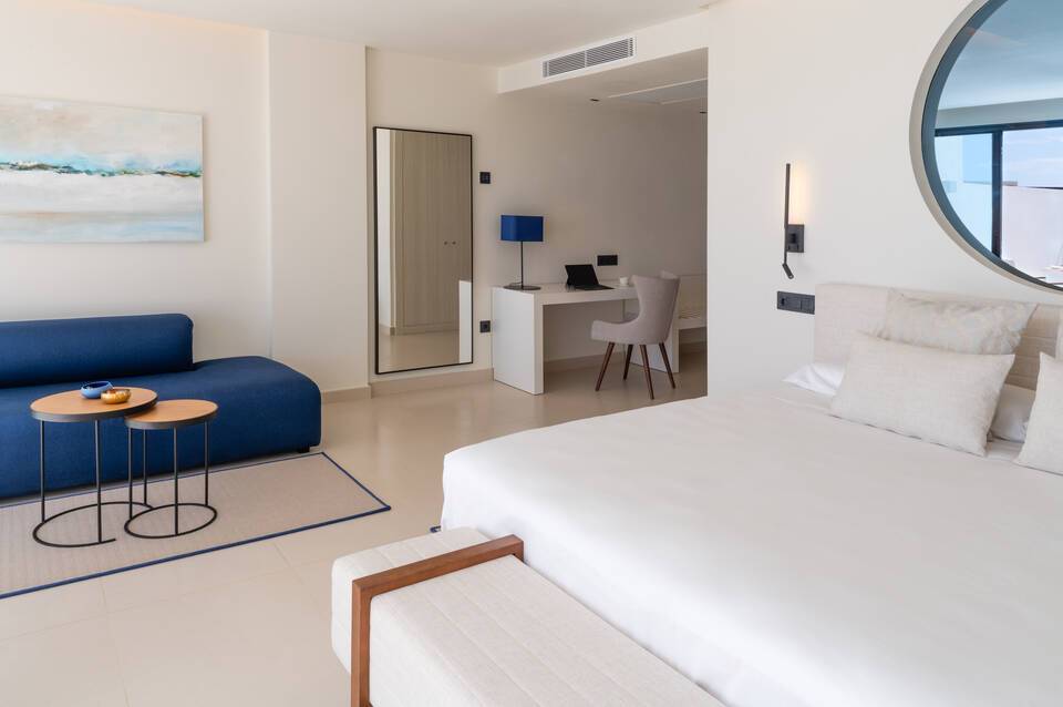Royal Marina Suites Boutique Hotel 3
