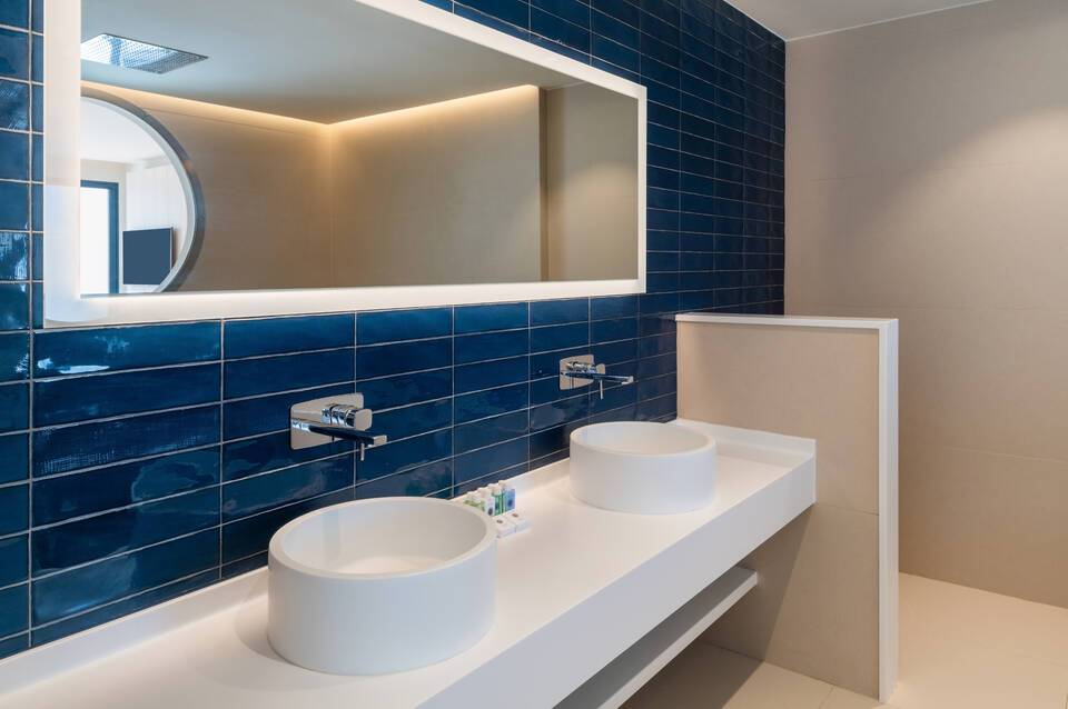 Royal Marina Suites Boutique Hotel 4