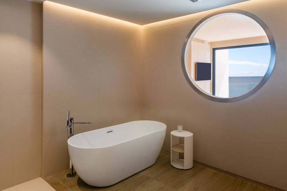 Royal Marina Suites Boutique Hotel 5