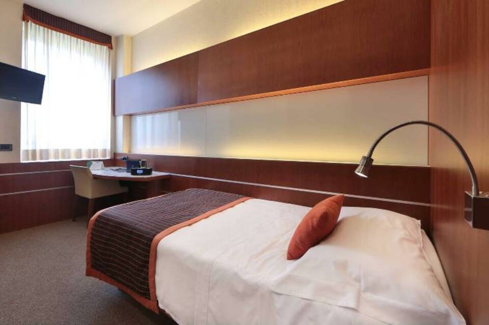 Best Western Hotel Madison 5