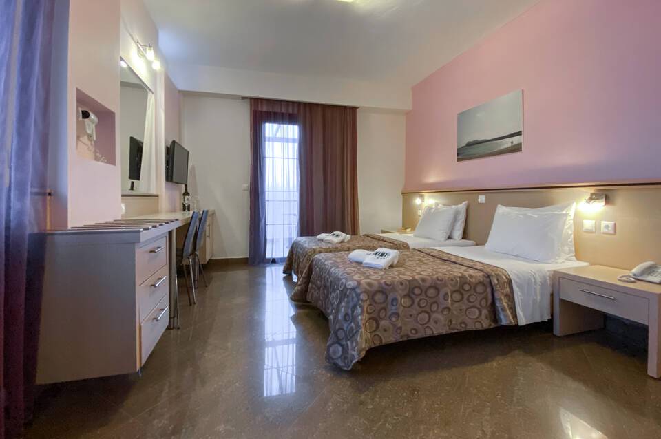 Irini Hotel 4