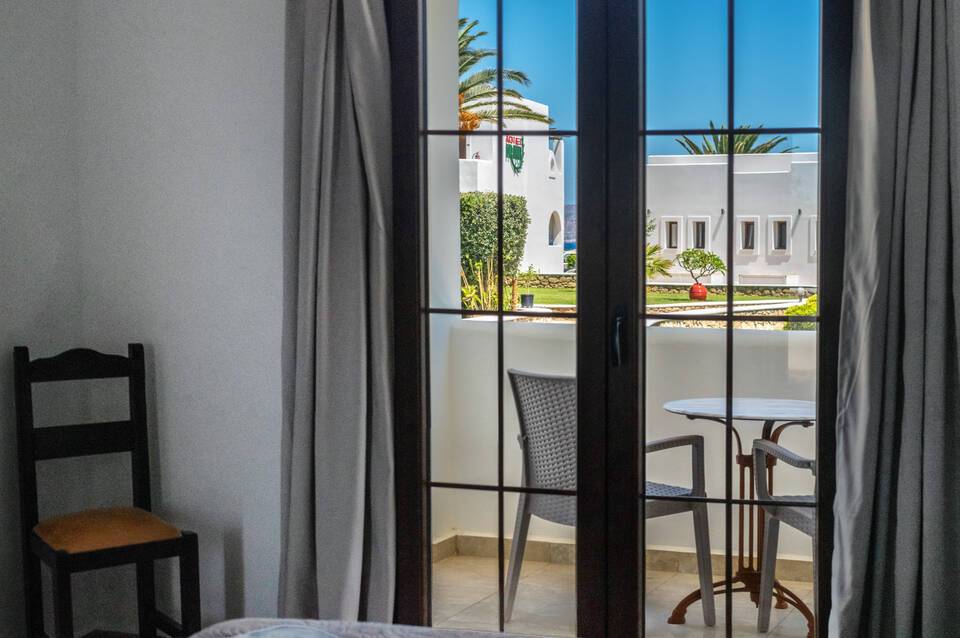 Irini Hotel 5